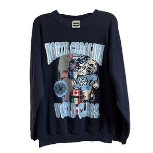 Vintage North Carolina Tar Heels Rameses Globe Flags Sweatshirt Size XL Tultex